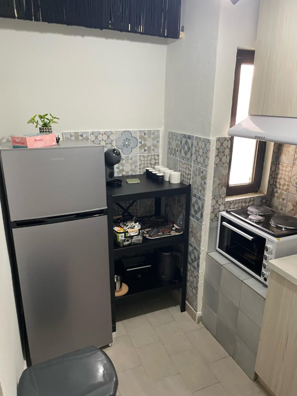 Kitchen or kitchenette, oven, toaster