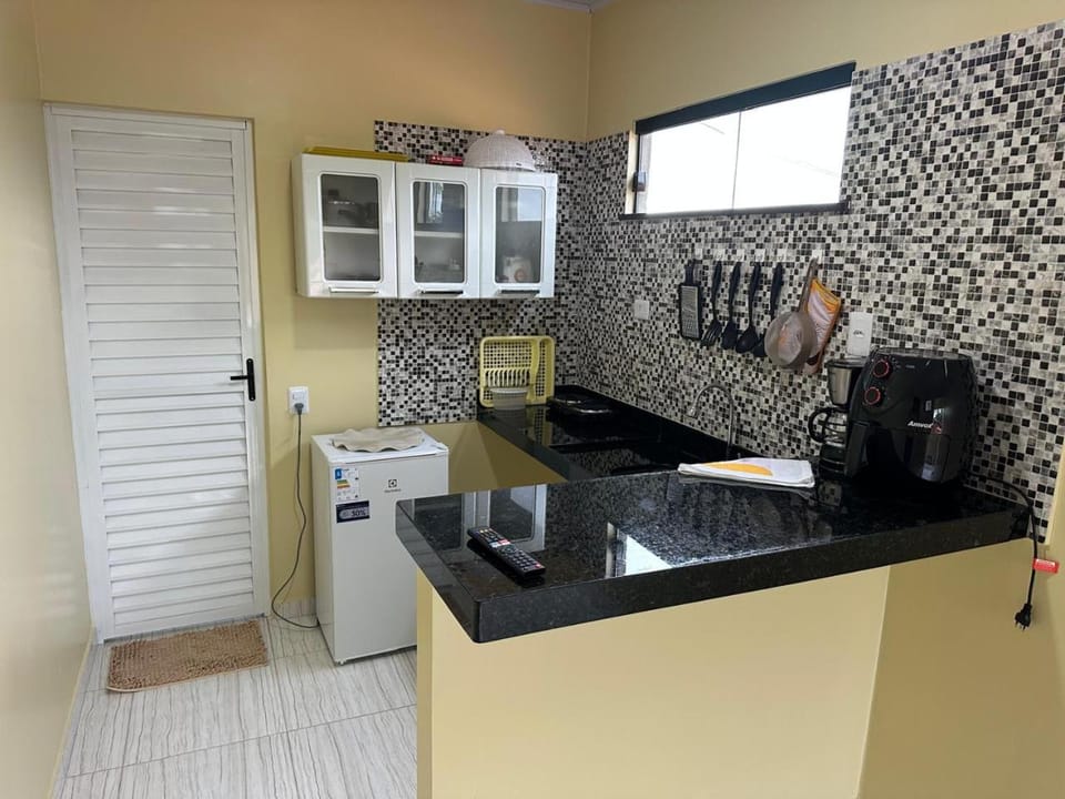 Coffee/tea facilities, minibar, stove