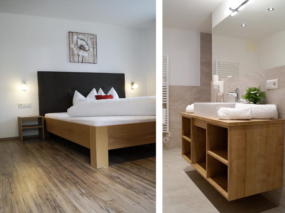 Day, Bathroom, Photo of the whole room, Bedroom