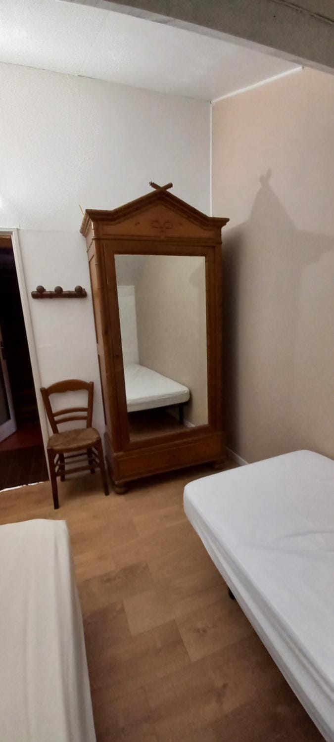 Maison de vacances de famille sous les pins House in Gujan-Mestras