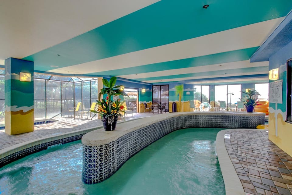 Impressive 1Br Oceanfront Suite, Dogs OK! 1006 Apartment in Myrtle Beach