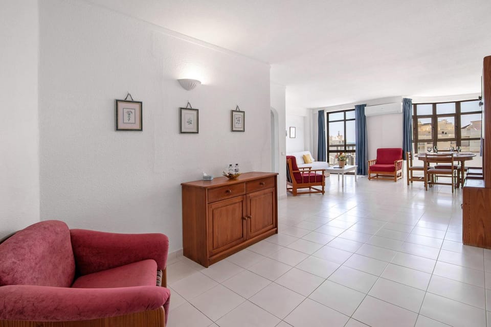 Property building, Living room