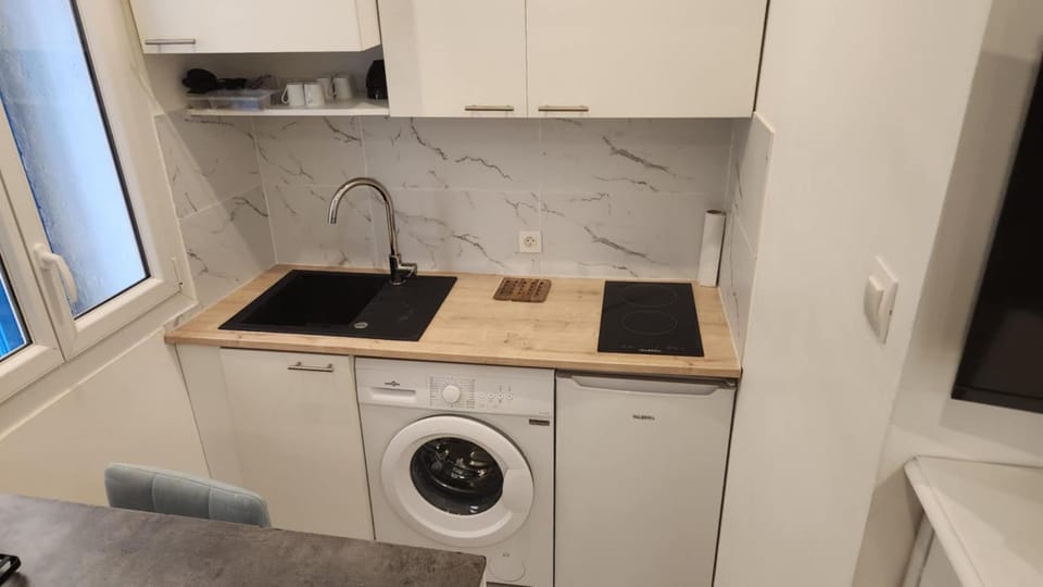 Douillet studio Apartment in Perpignan