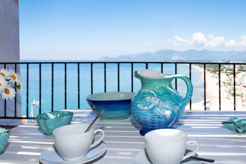 Balcony/Terrace, Balcony/Terrace