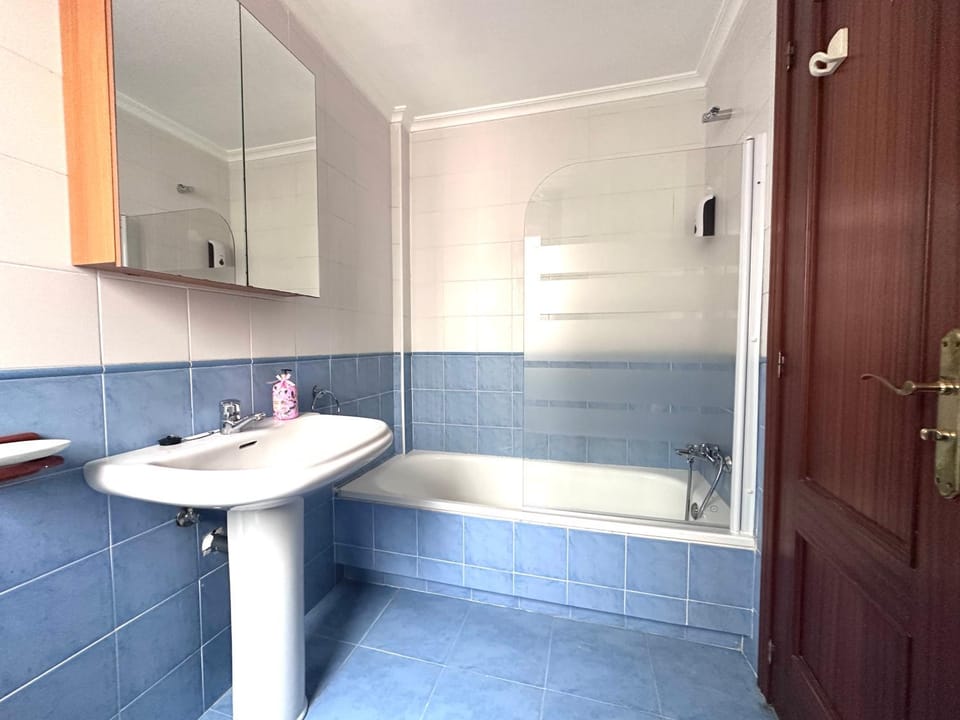 Shower, Bathroom, Bath, bidet, hair dryier, wardrobe