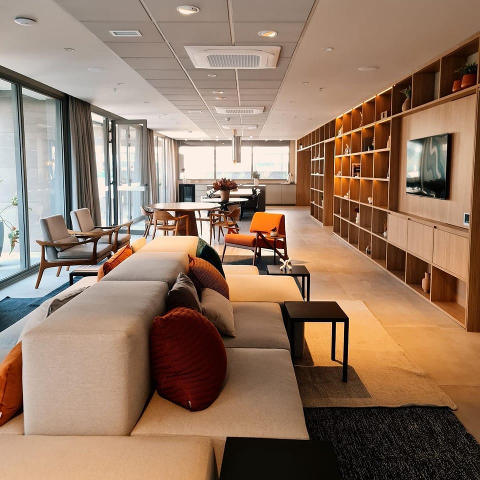 Communal lounge/ TV room, Meeting/conference room