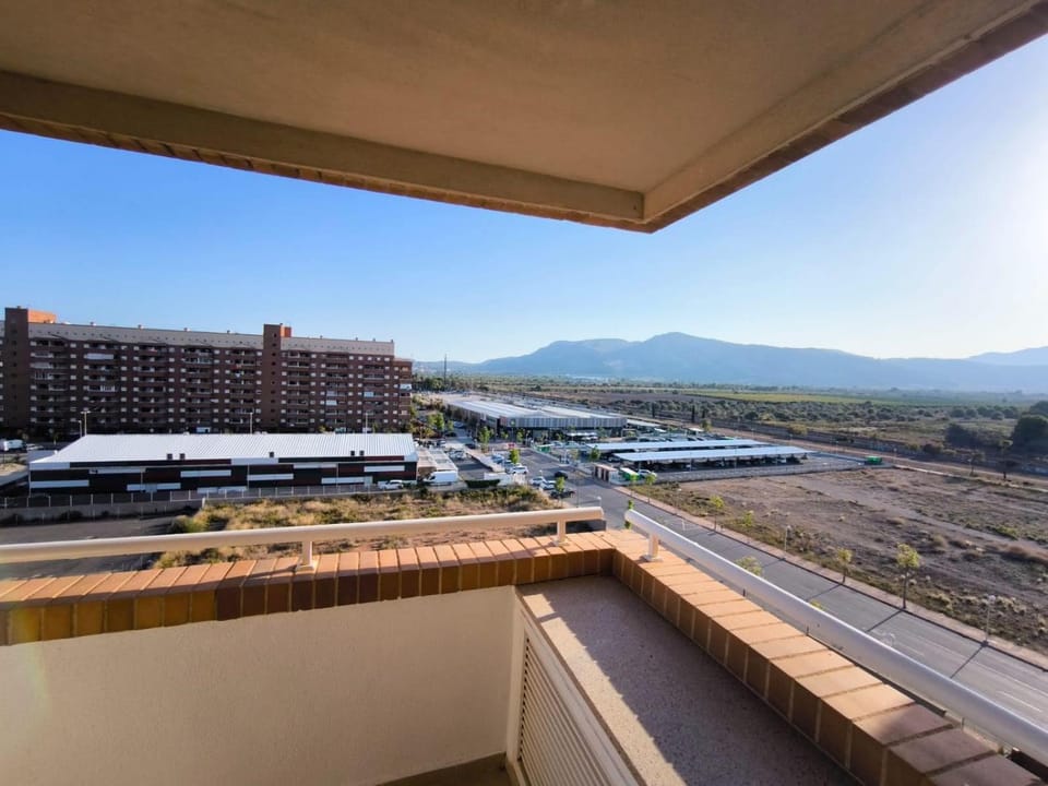 Apartamento con terraza, piscina y vistas en Oropesa del Mar Edificio Torremar Apartment in Valencian Community