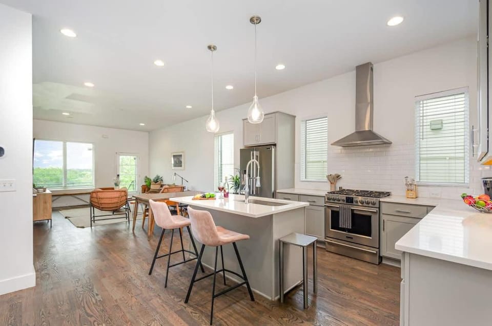 Limbo - In Cumberland Heights - Mins to Germantown House in East Nashville