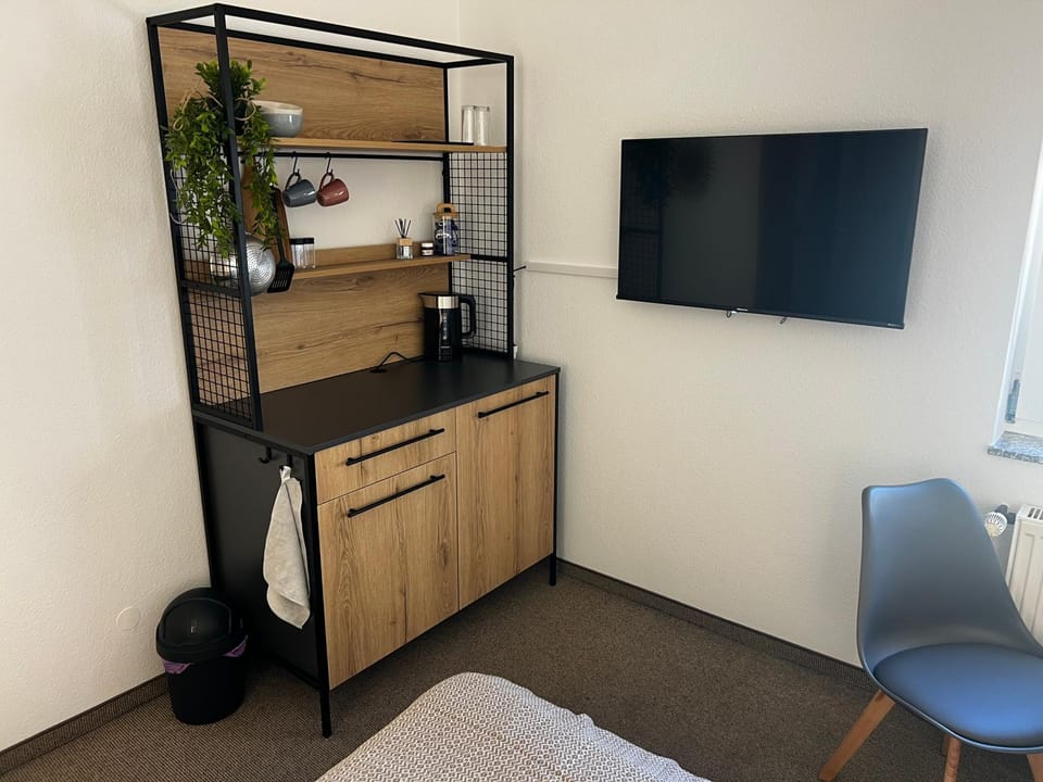 TV and multimedia, Kitchen or kitchenette