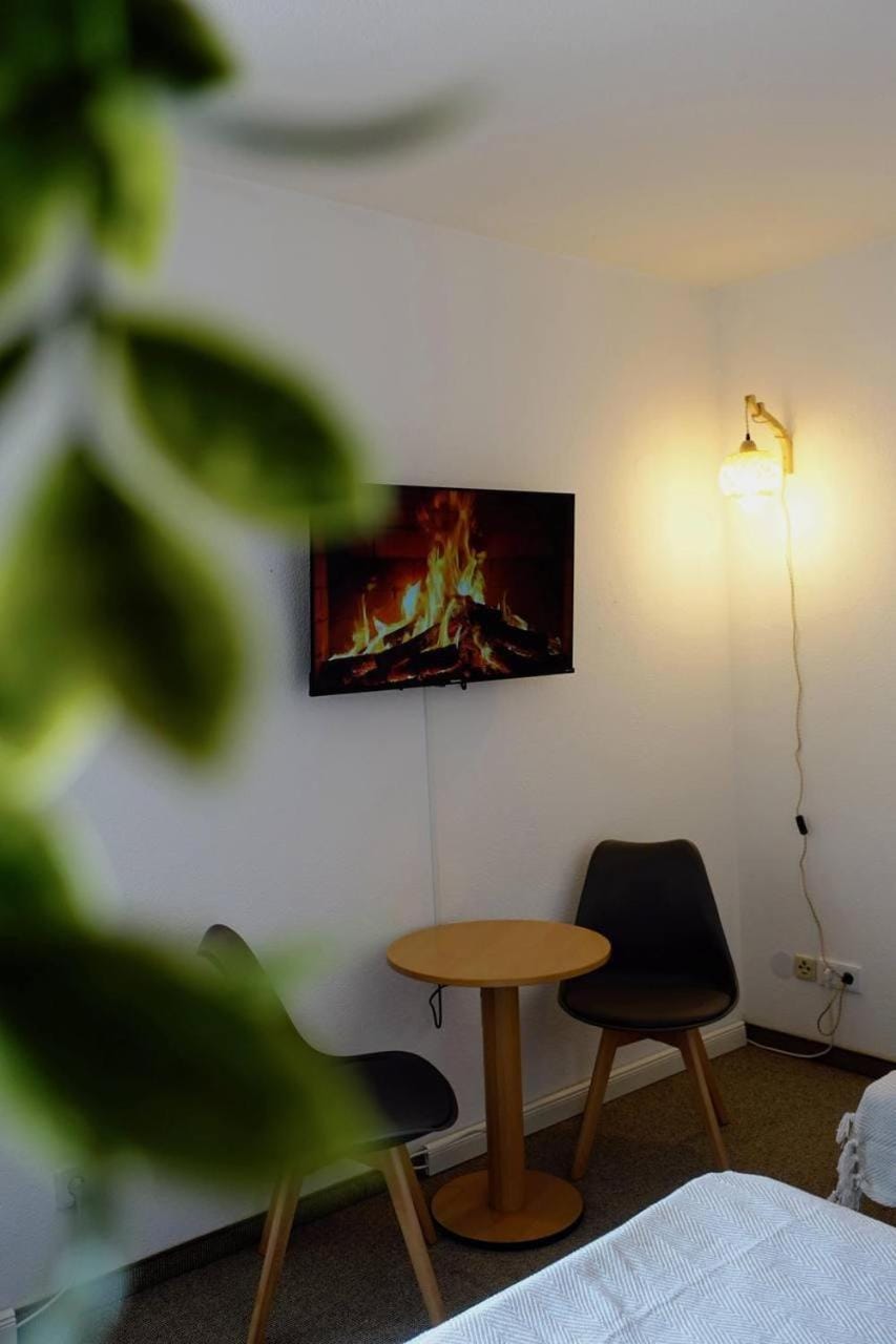 TV and multimedia, Photo of the whole room, Seating area