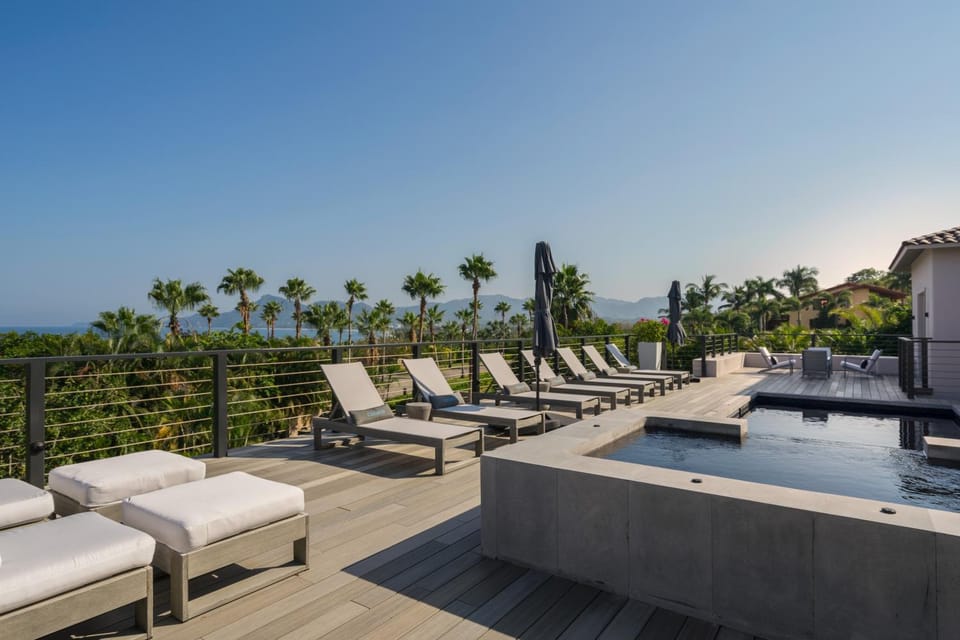 Hot Tub, Balcony/Terrace, Balcony/Terrace