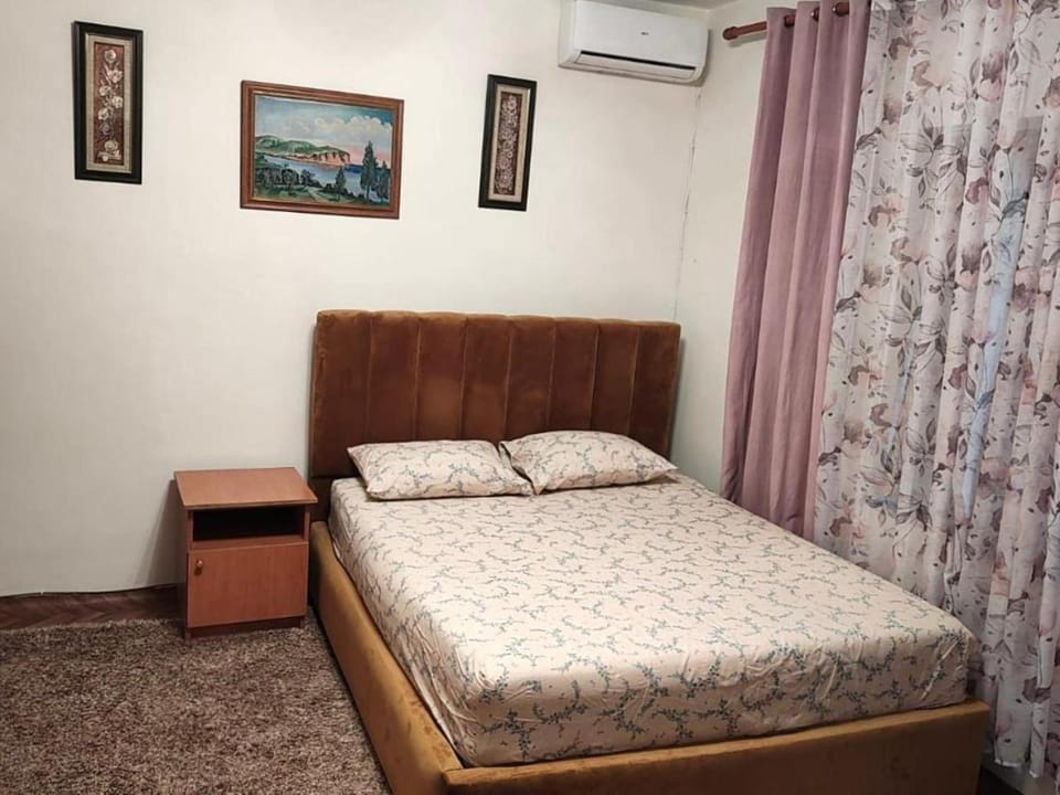 Bed, Bedroom, wardrobe