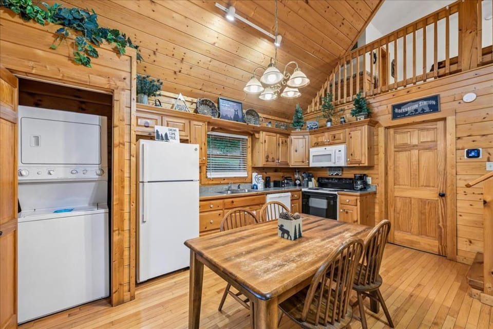 A Dream Come True by Venture Smoky Mountains House in Gatlinburg