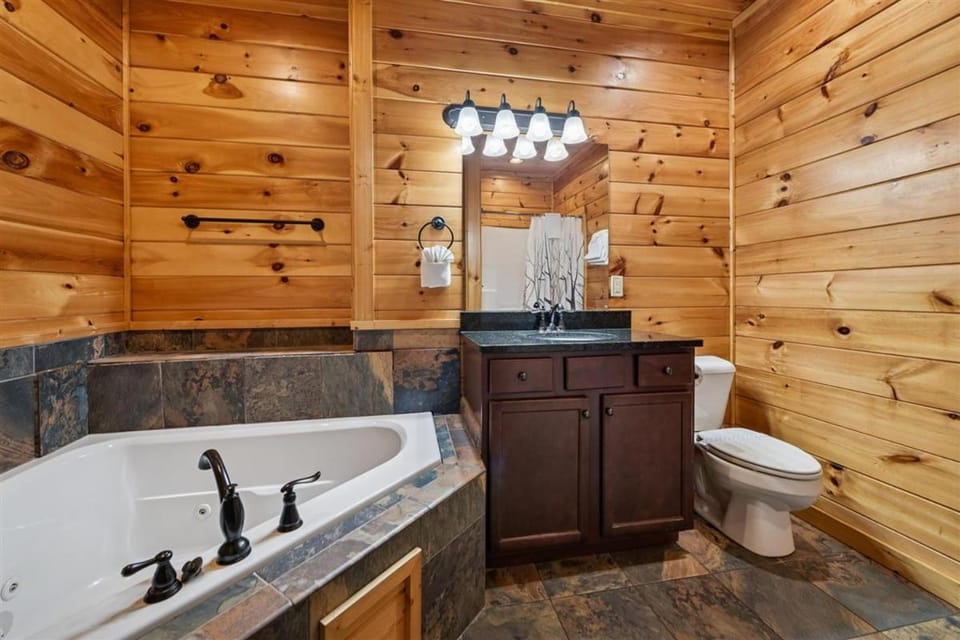 A View For Two by Venture Smoky Mountains House in Gatlinburg
