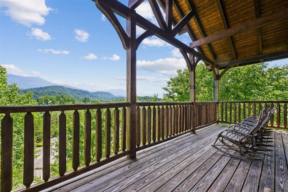Above The Clouds by Venture Smoky Mountains House in Gatlinburg