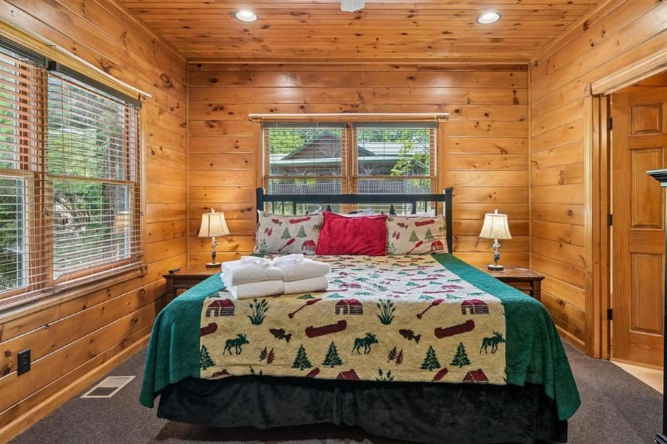 Above The Clouds by Venture Smoky Mountains House in Gatlinburg
