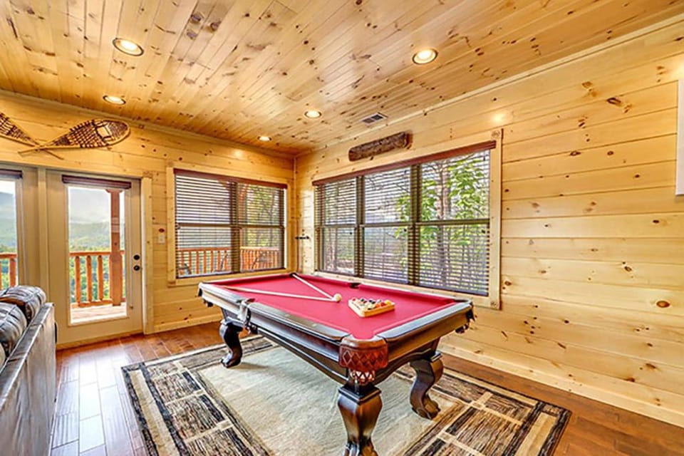 Amazing Views by Venture Smoky Mountains House in Gatlinburg