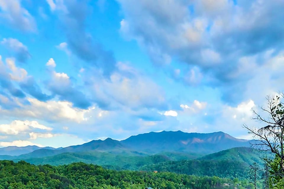 Amazing Views by Venture Smoky Mountains House in Gatlinburg