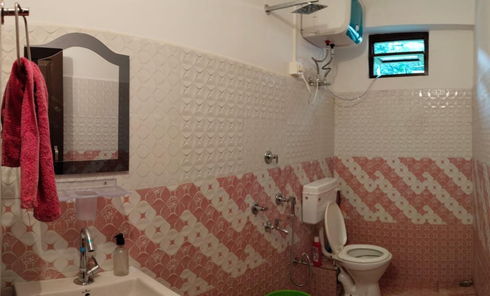 Shower, Bathroom, towels