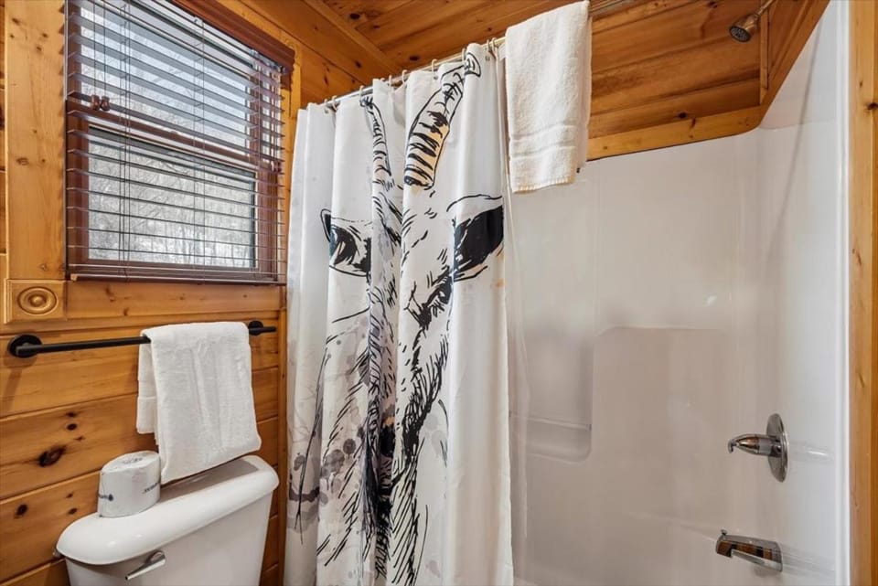Best Bang for the Buck by Venture Smoky Mountains House in Gatlinburg