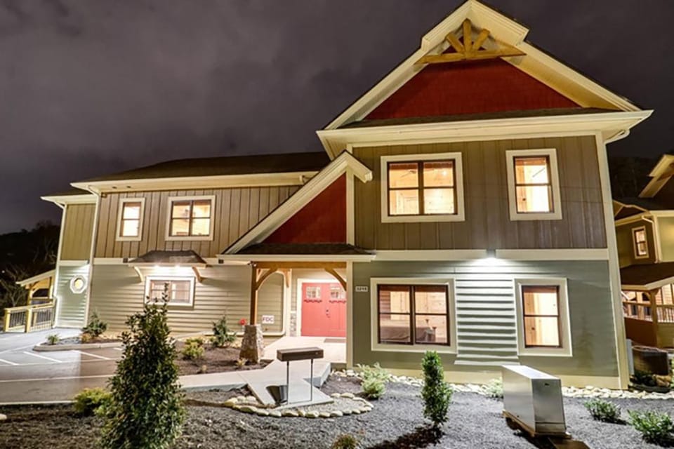 Big Cypress Mansion by Venture Smoky Mountains House in Pigeon Forge