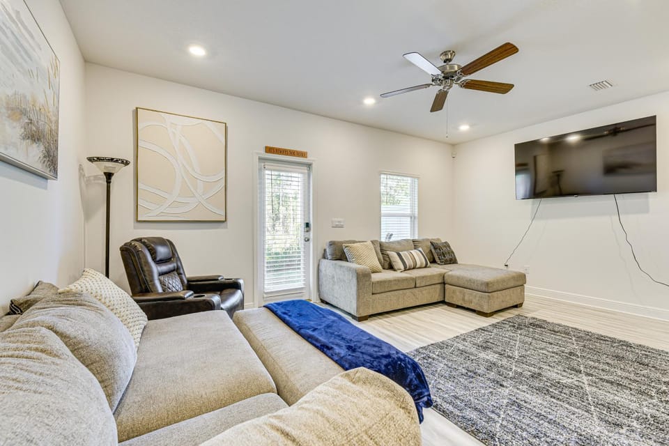 Golf, Hike & Unwind: Santa Rosa Home w/ Patio House in South Walton County
