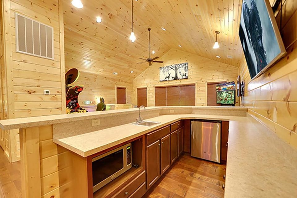 Cloud Nine by Venture Smoky Mountains House in Gatlinburg