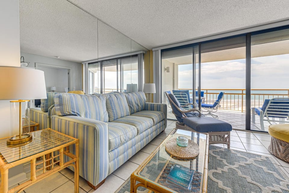 Oceanfront Resort Condo w/ Pools in Myrtle Beach House in Briarcliffe Acres
