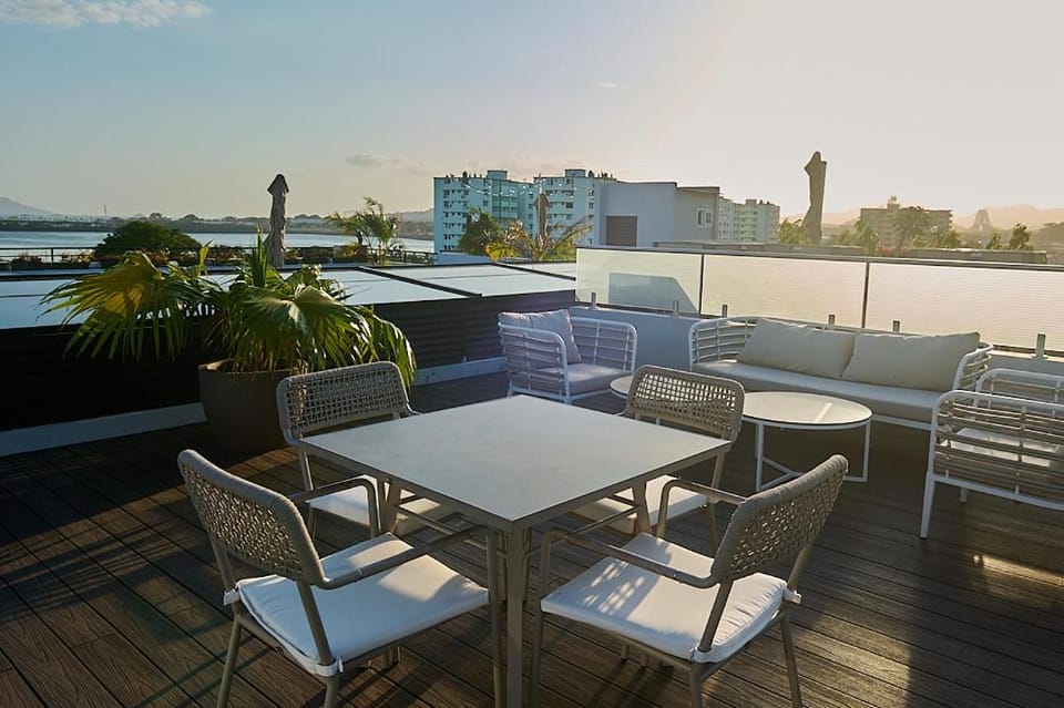 Best Location & Rooftop Pool Apto With Elevator Apartment in Panama City, Panama