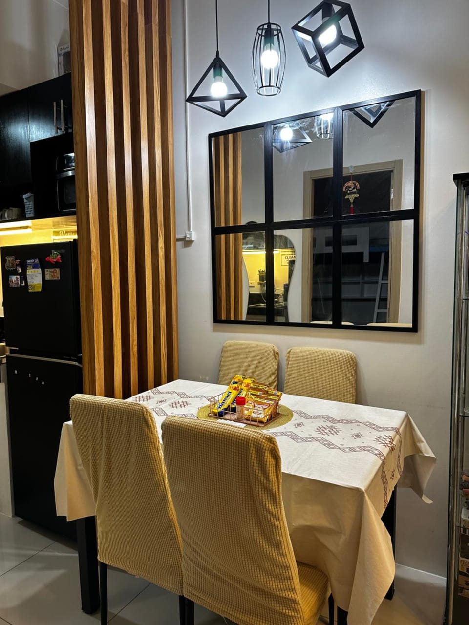 Novaliches Quezon City Hide and Chill Suites, Vine Residence Apartment hotel in Quezon City