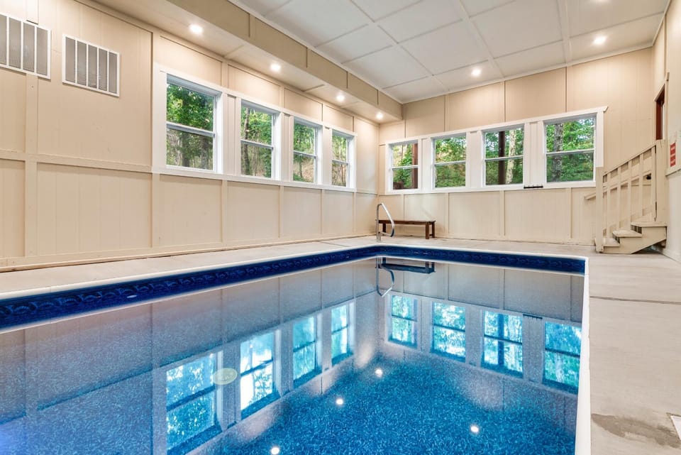 Wink Bear Lodge by Venture Smoky Mountains House in Gatlinburg