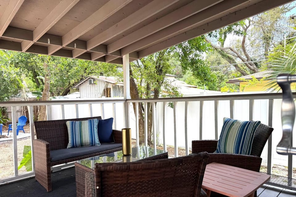 Stayawhile Bungalow in Seminole Heights House in Tampa