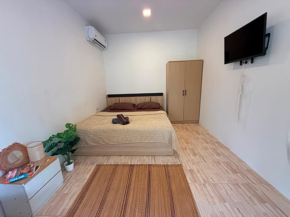 Serenity House with Large terrace Apartment in Ban Tai