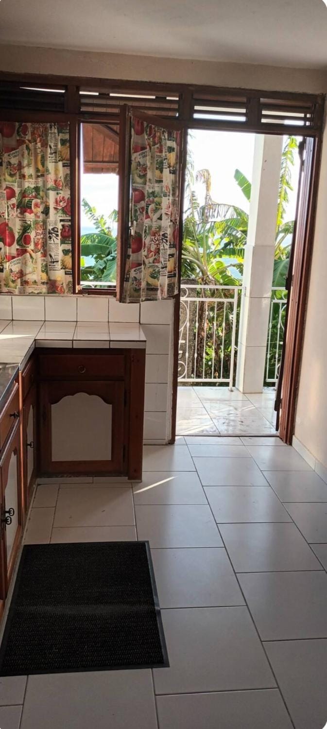 Appart Vue Mer Apartment in Les Abymes