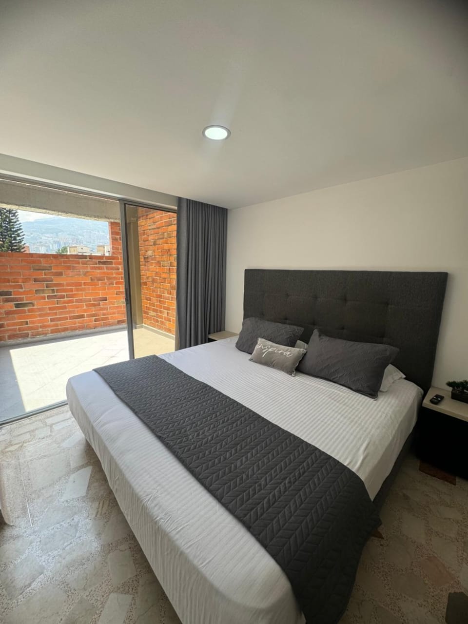 Excelente ubicación junto al Estadio y la 70 muy central Apartment in Medellin