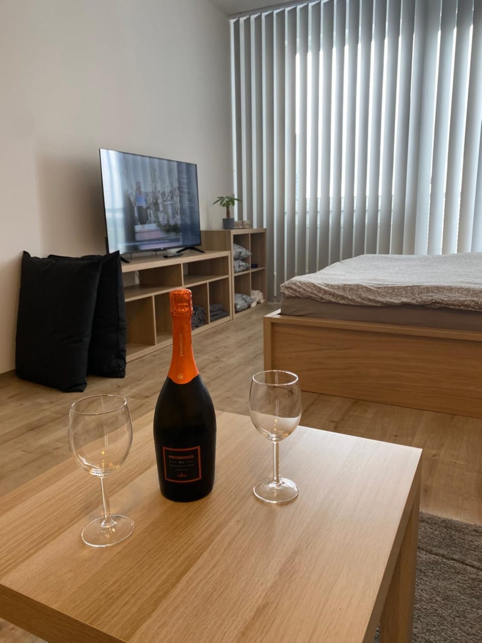 Communal lounge/ TV room