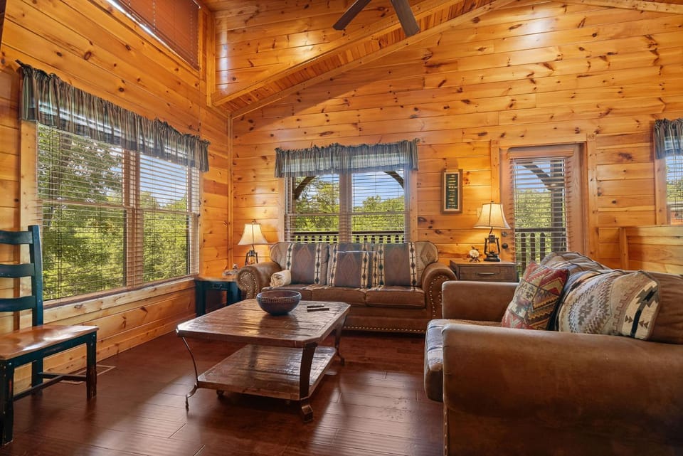 Honey Dew by Venture Smoky Mountains House in Gatlinburg