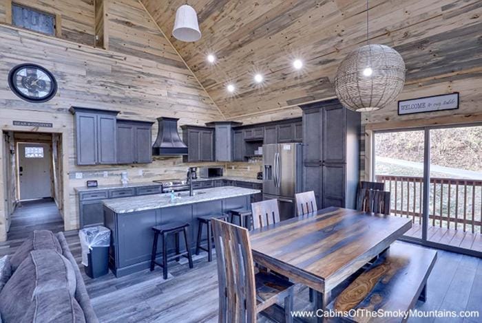 Honey Hole by Venture Smoky Mountains House in Gatlinburg