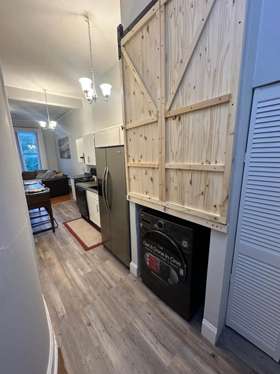 Charming, Spacious Apartment Downtown Albany Apartment in Albany