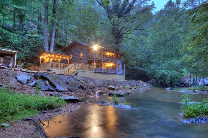 Waterfalls Edge by Venture Smoky Mountains House in Pigeon Forge