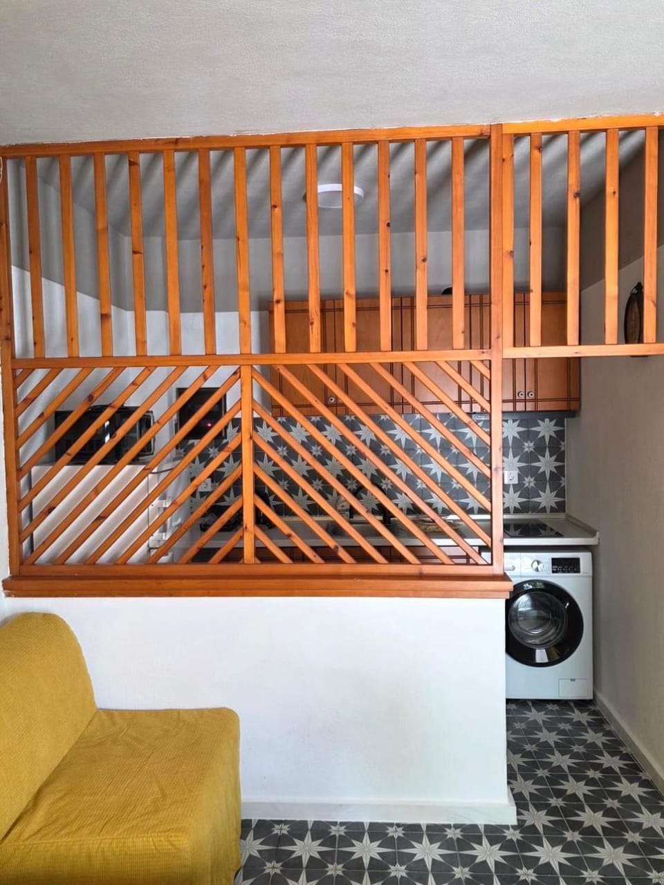 Kitchen or kitchenette, bunk bed, washing machine, dryer