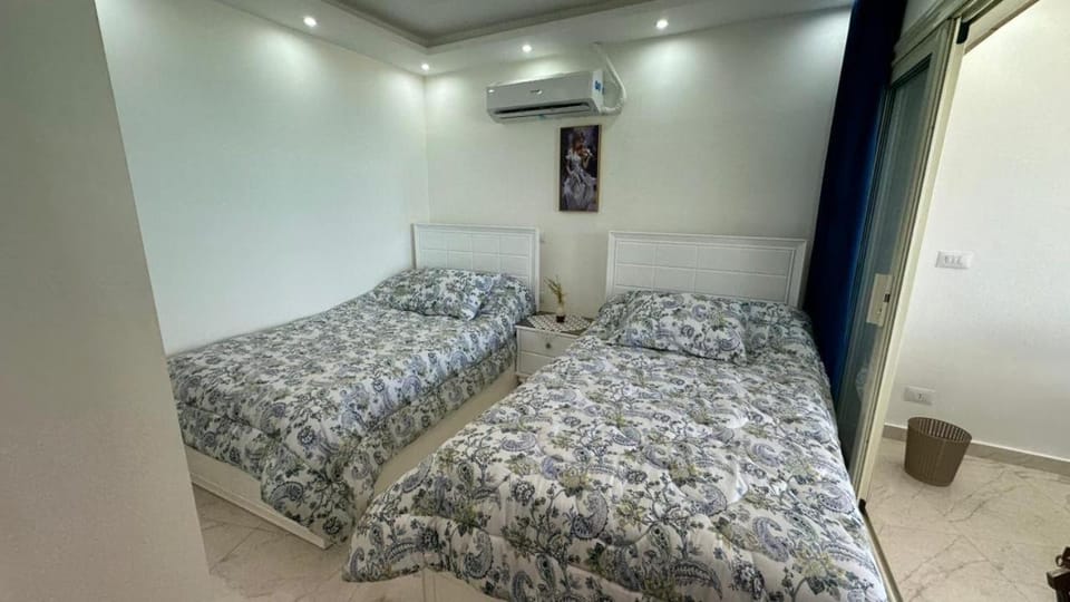 Ultra lux chalet direct sea view Apartment in Alexandria