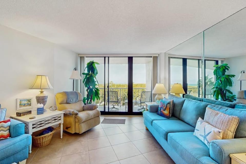 Sandy Feet House in Marco Island