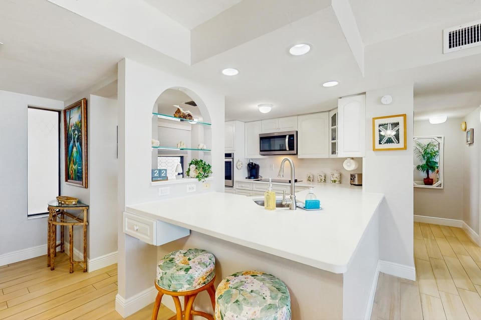 Beach Access! Family-Friendly Bonita Springs Gem House in Bonita Springs