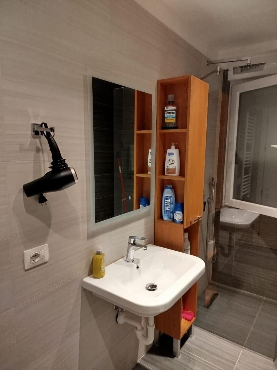 Lemon center apartment Tirana self check in Apartment in Tirana