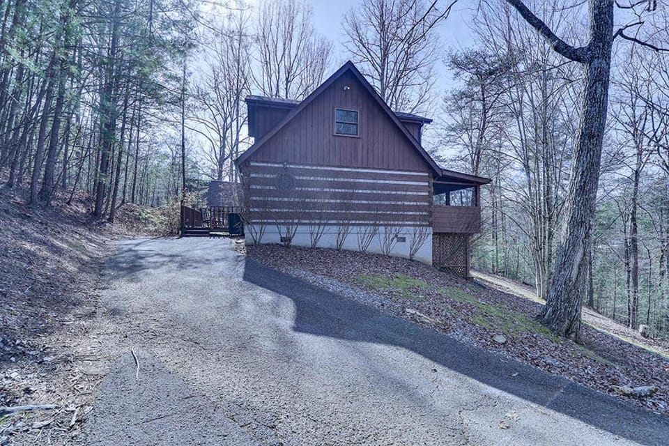 Touched by an Angel by Venture Smoky Mountains House in Pigeon Forge