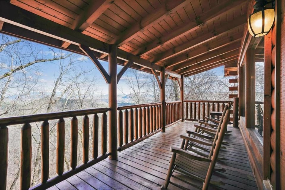 Touchdown Views by Venture Smoky Mountains House in Sevier County