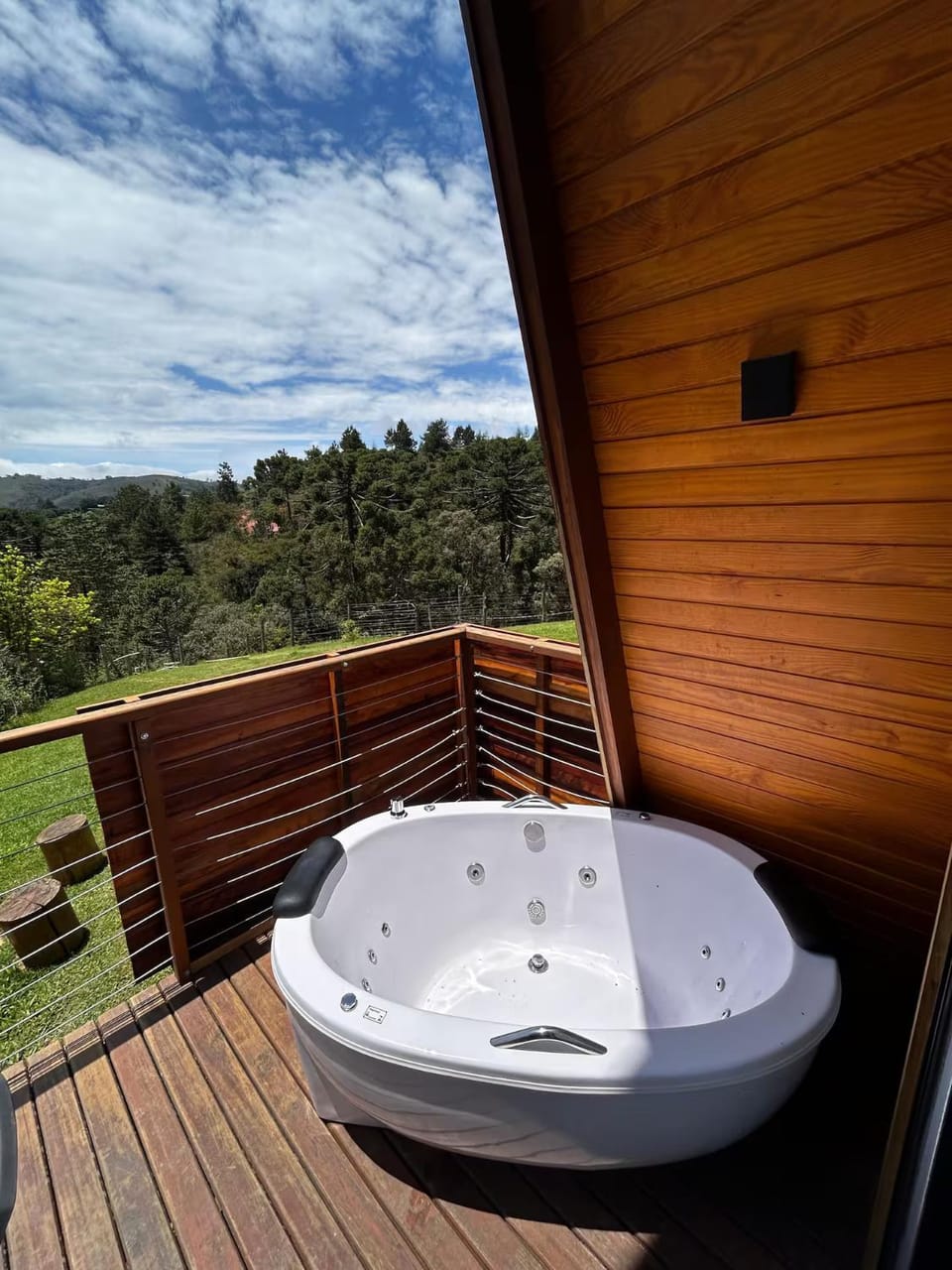 Cabana em Campos do Jordão com banheira e vista - Cabana 2 Apartment in State of São Paulo