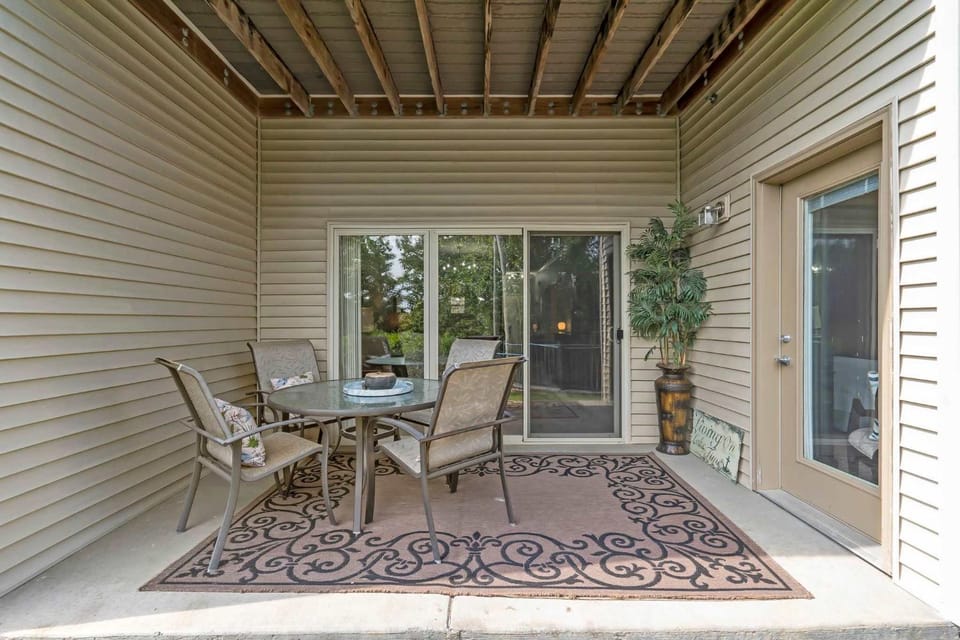 Blue Heron Hideaway - Table Rock Lake House in Branson