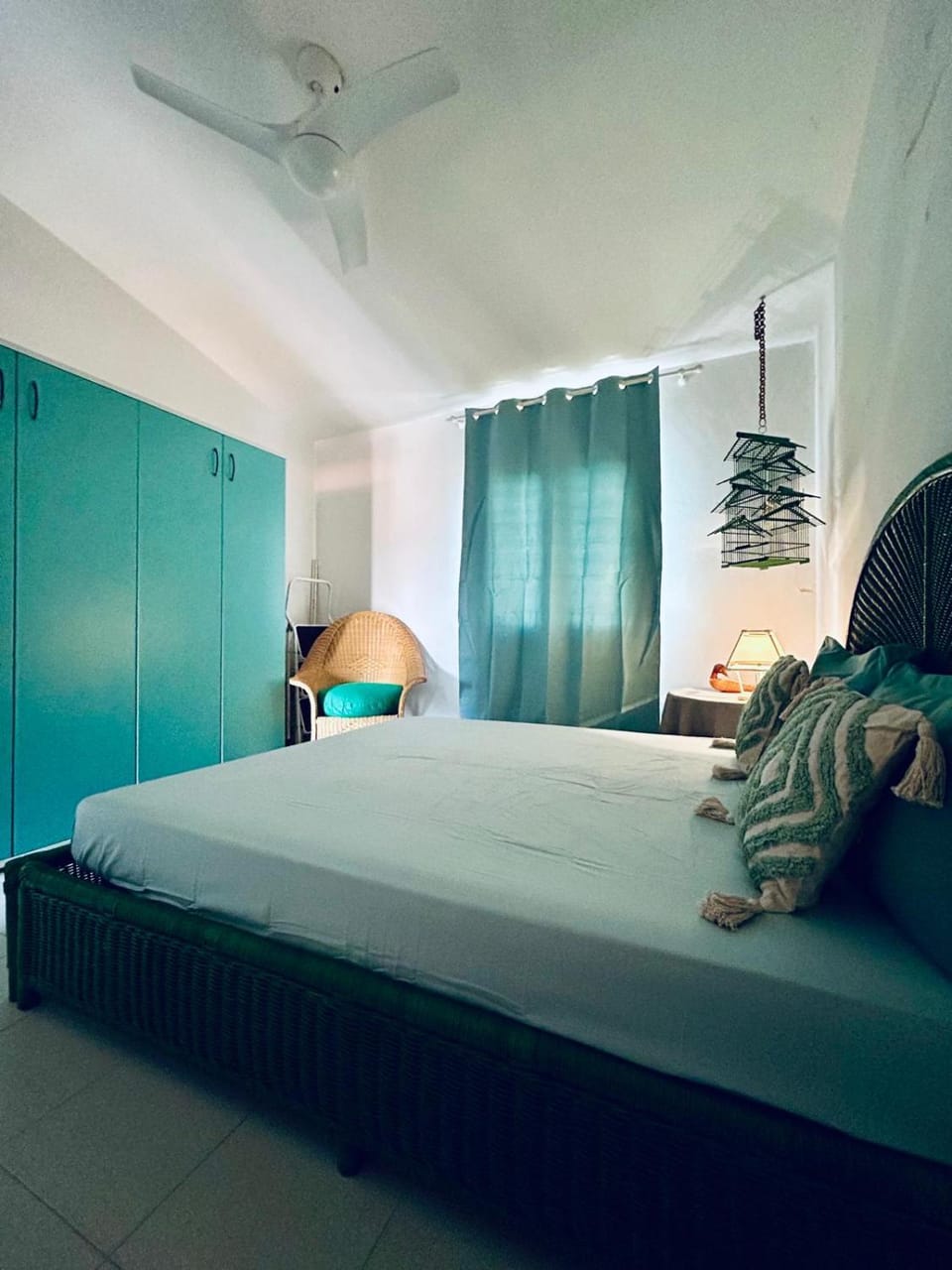 Photo of the whole room, Bedroom